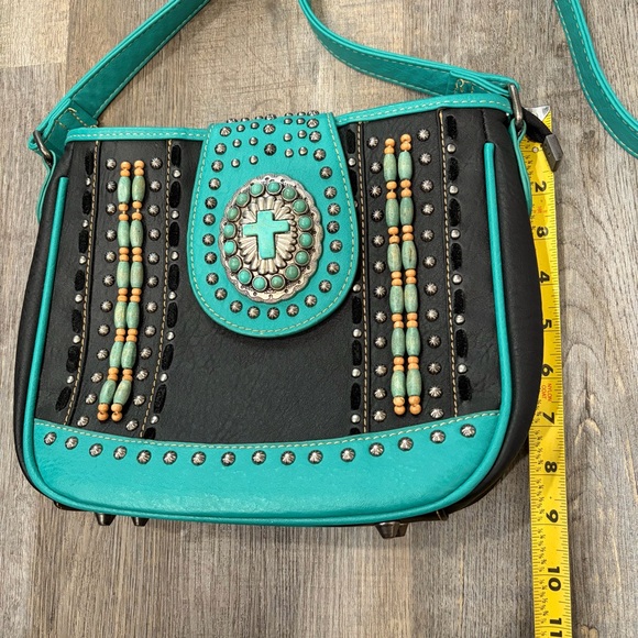 Montana West Boho Western Crossbody Bag - Picture 2 of 10